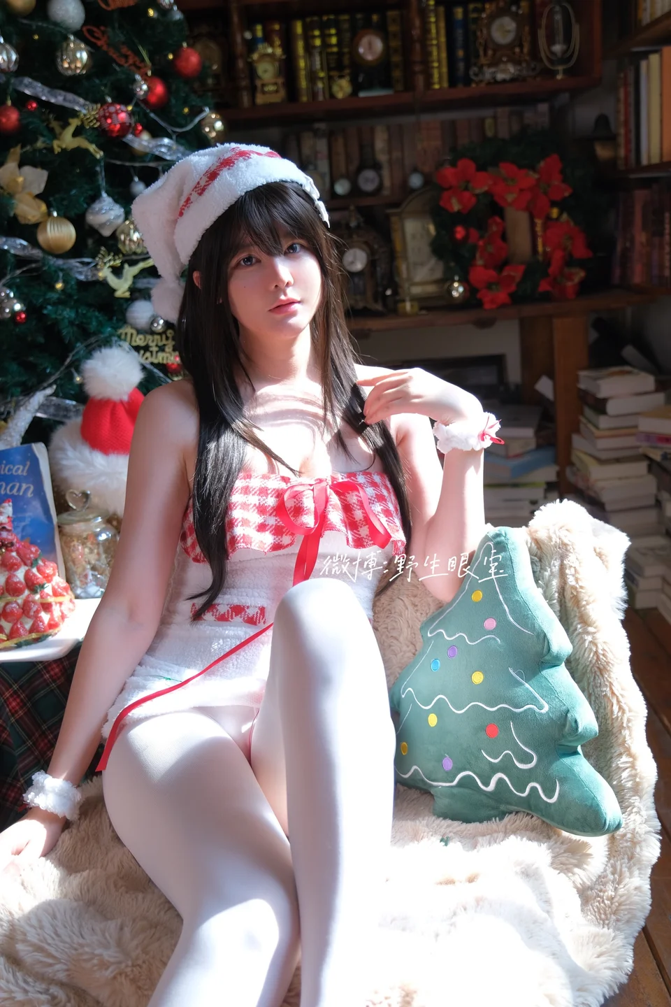 眼酱大魔王w - [Fantia]2024年12月订阅 [39P,1V-25MB] tg@simisebaisi 【丝足阁】024.webp